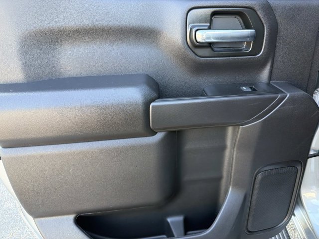 2024 Chevrolet Silverado 1500 Custom - Photo 17