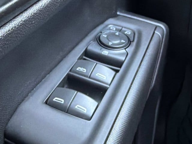 2024 Chevrolet Silverado 1500 Custom - Photo 24