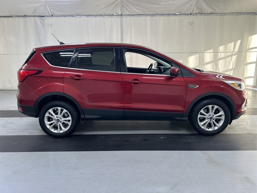 Used 2019 Ford Escape SE SUV
