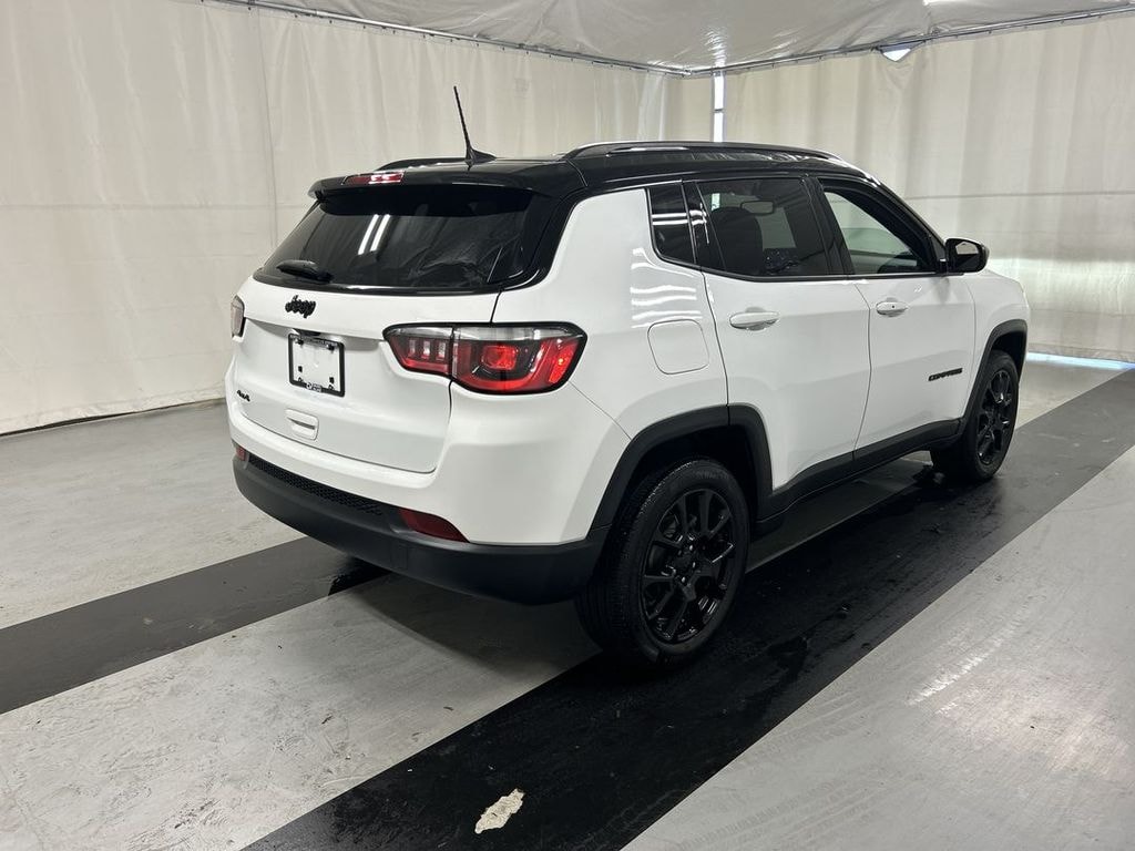 Used 2023 Jeep Compass Latitude SUV