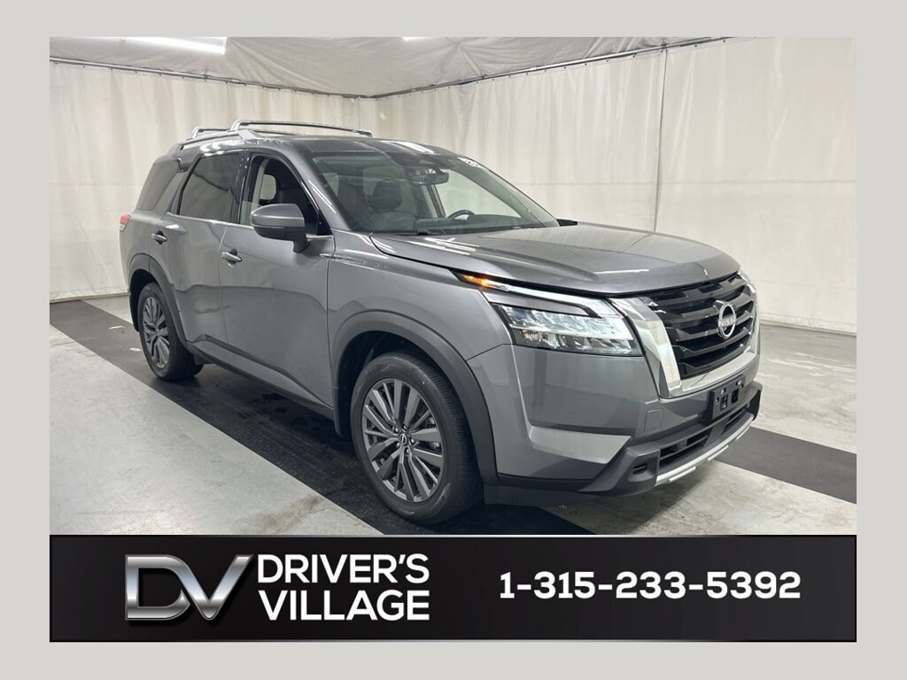 Used 2024 Nissan Pathfinder SL SUV
