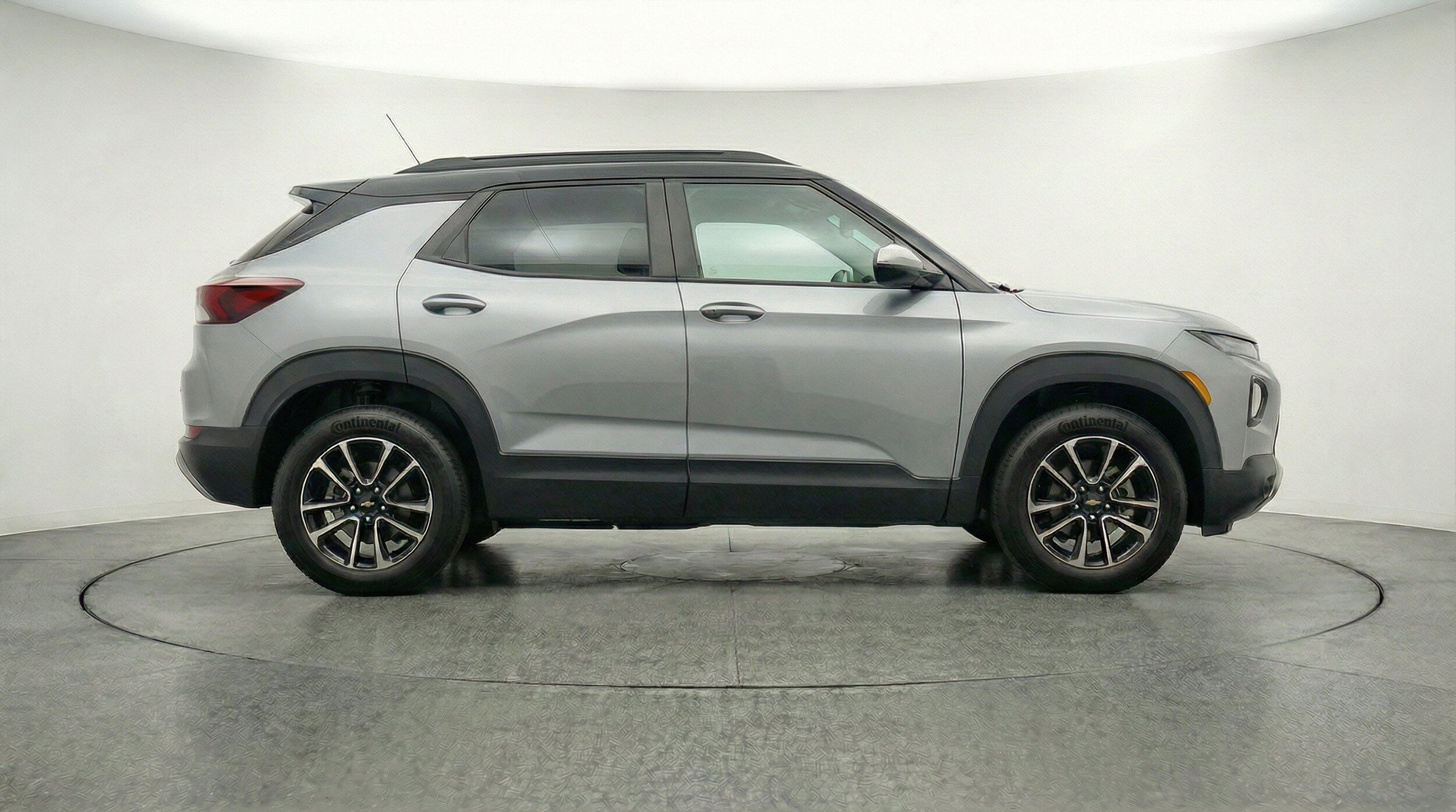Thumbnail: 2025 Chevrolet TrailBlazer - 10