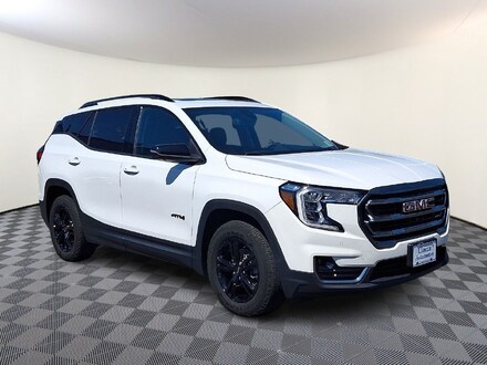 2023 GMC Terrain AT4 SUV