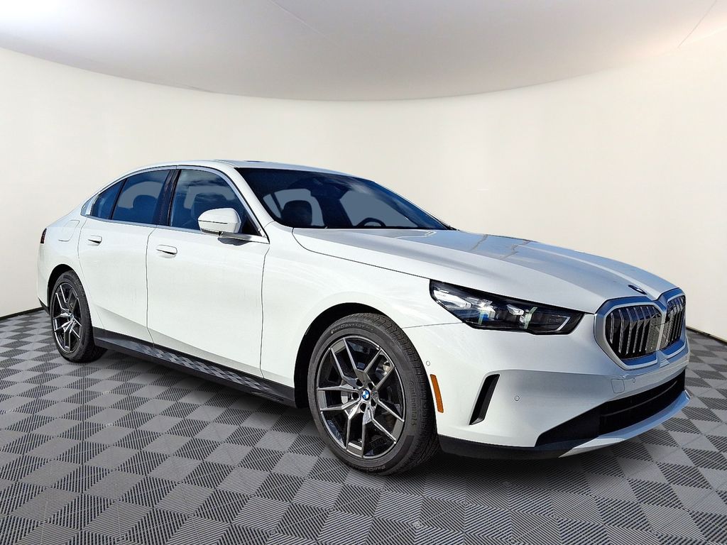 2026 BMW 5 Series 530i