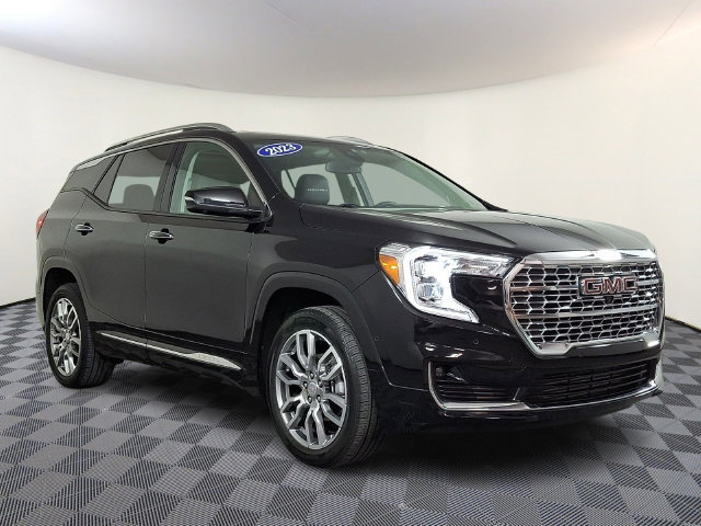 Used 2023 GMC Terrain Denali SUV