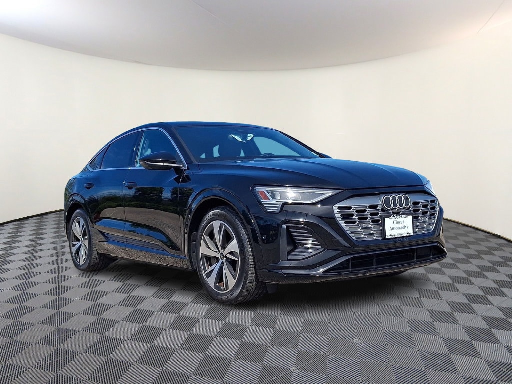 2024 Audi Q8 e-tron