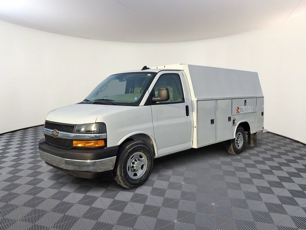 2026 Chevrolet Express Cutaway