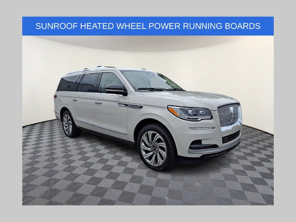 2022 Lincoln Navigator