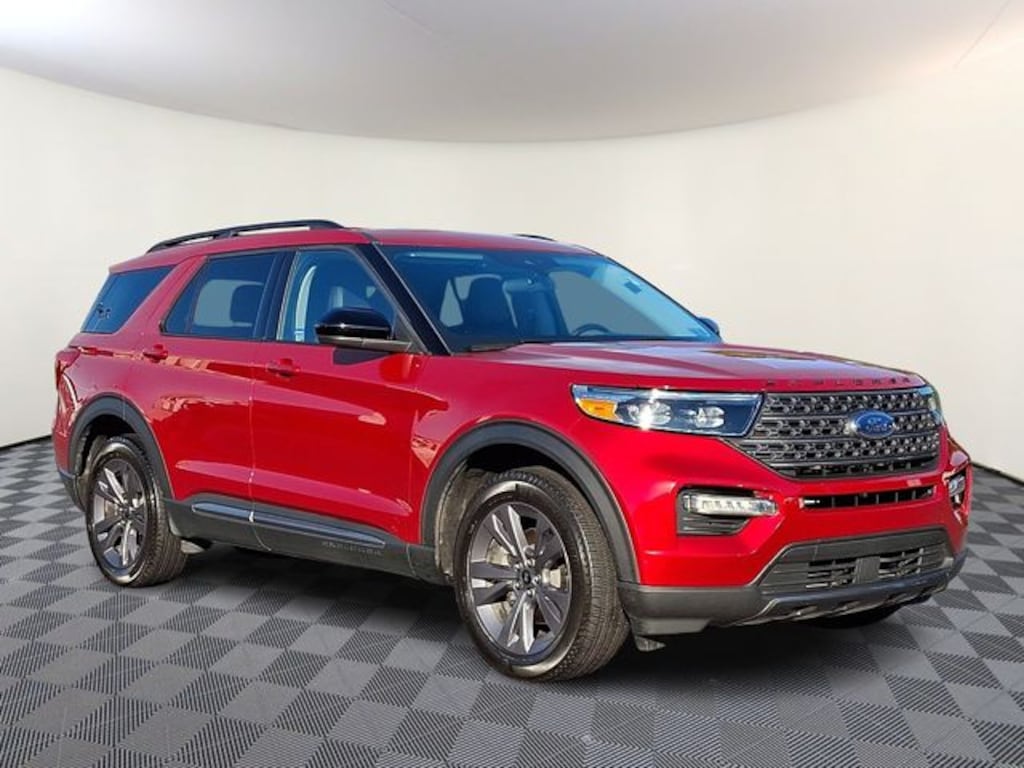 Used 2023 Ford Explorer XLT SUV