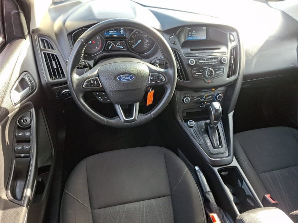 Used 2016 Ford Focus SE Hatchback