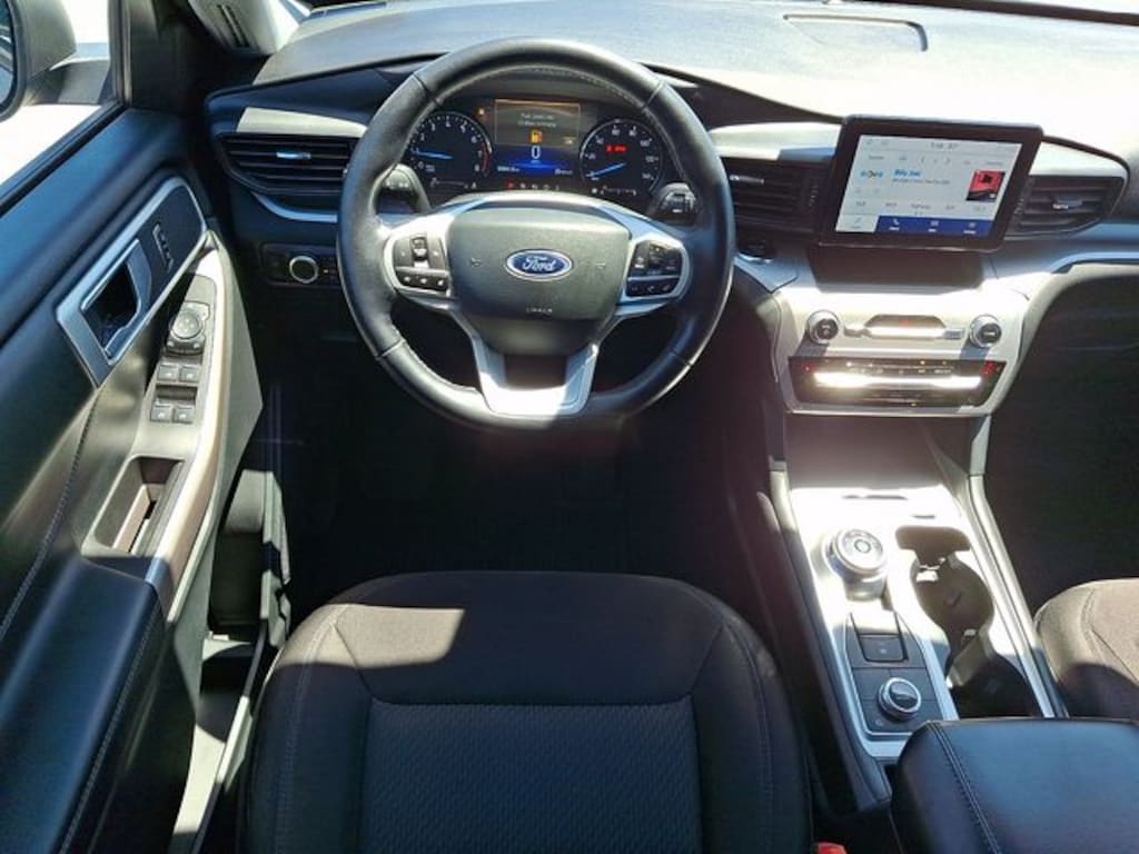 Used 2023 Ford Explorer XLT SUV