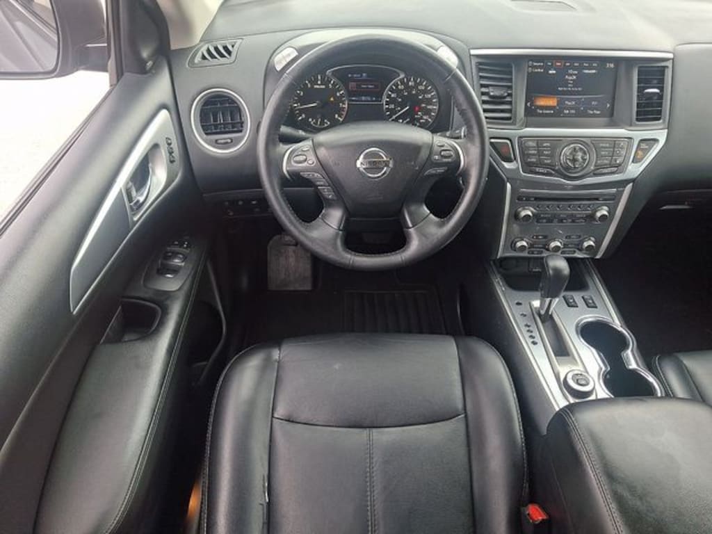 Used 2019 Nissan Pathfinder SL SUV