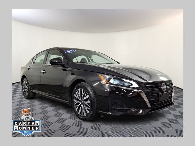 2023 Nissan Altima SV
