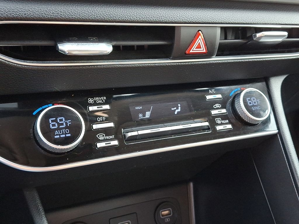 2022 Hyundai Sonata Hybrid Blue - Photo 17