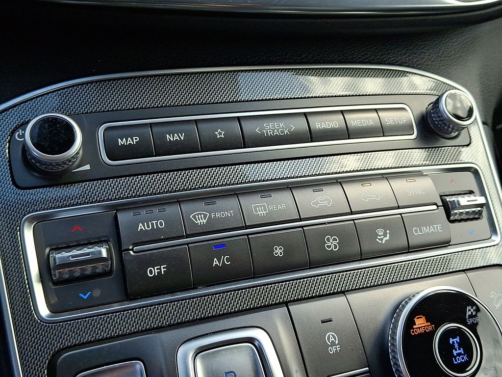 2023 Hyundai Santa Fe XRT - Photo 18