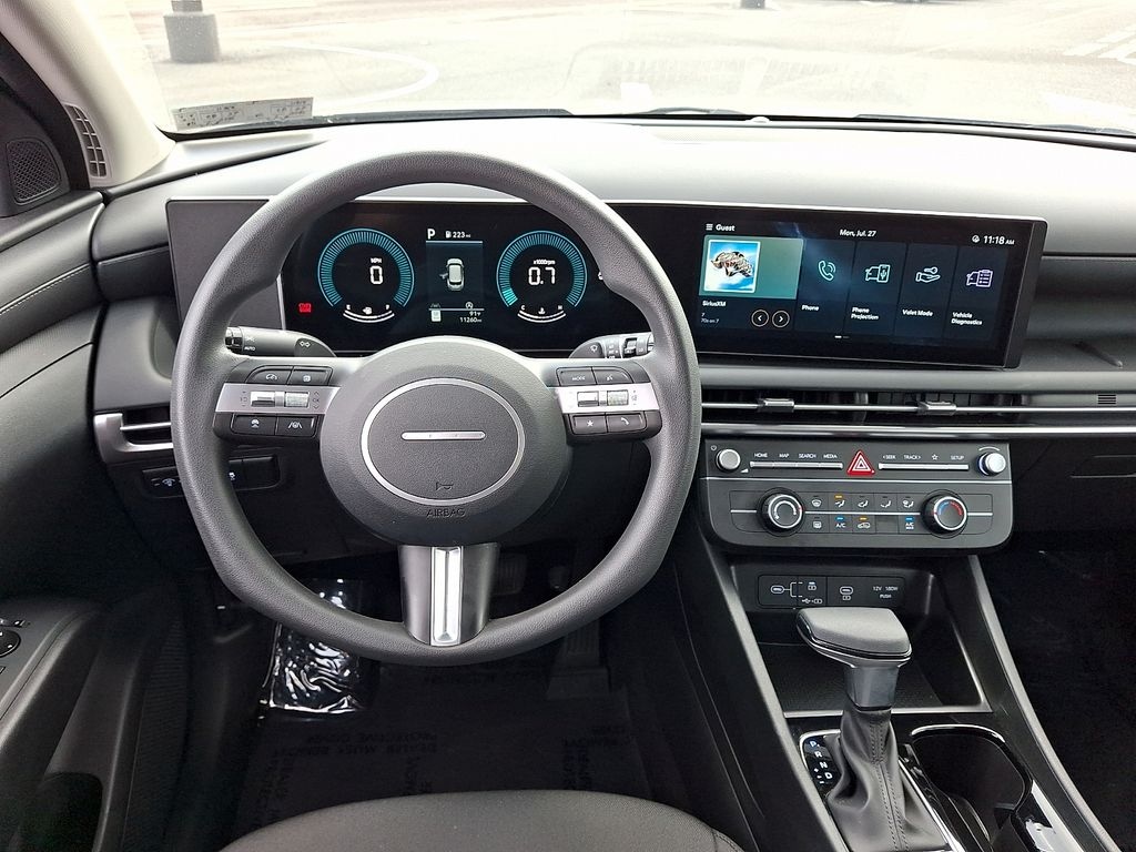 Certified 2025 Hyundai Tucson SE SUV