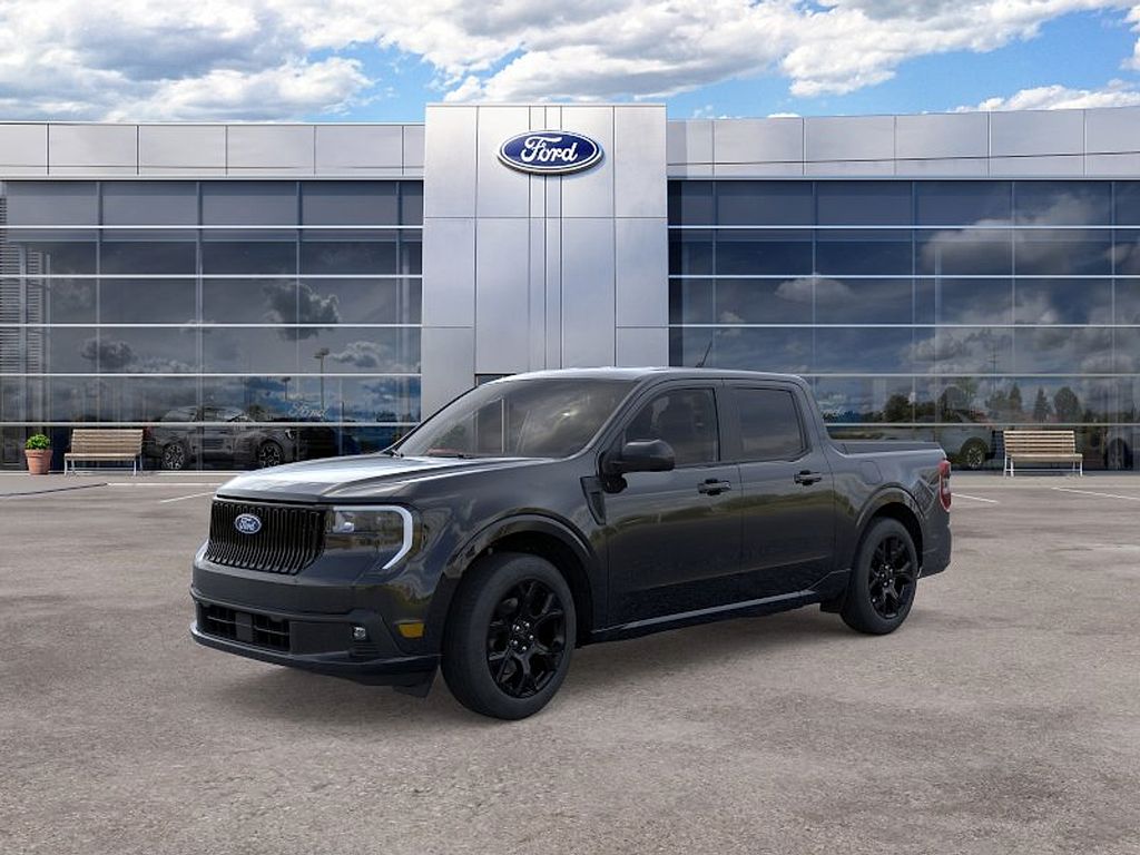 2026 Ford Maverick Lobo Standard Truck