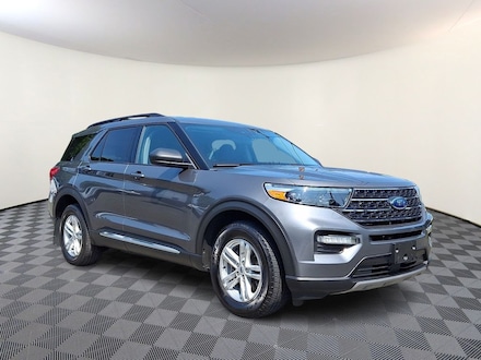 2023 Ford Explorer XLT SUV