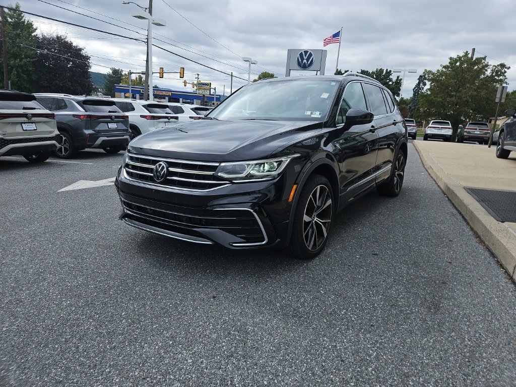 Used 2024 Volkswagen Tiguan 2.0T SEL R-Line SUV