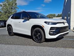 2026 Volkswagen Tiguan SE R-Line Black SUV