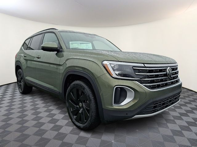 2026 Volkswagen Atlas SE w/Tech