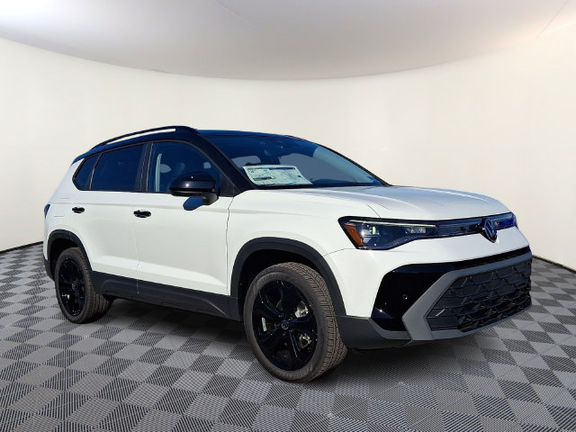 2027 Volkswagen Taos 1.5T SE Black SUV