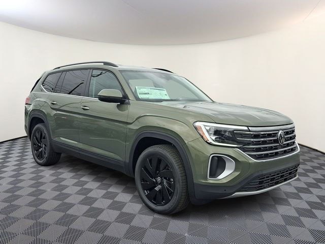 2026 Volkswagen Atlas SE w/Tech