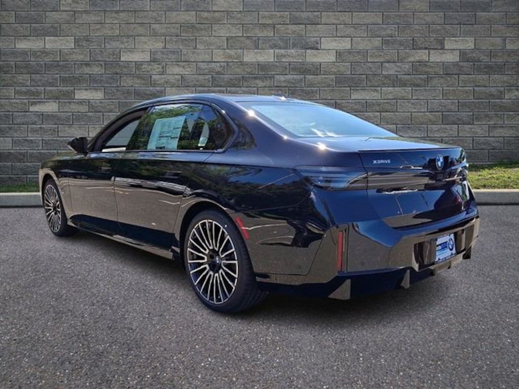 New 2027 BMW 7 Series xDrive Sedan