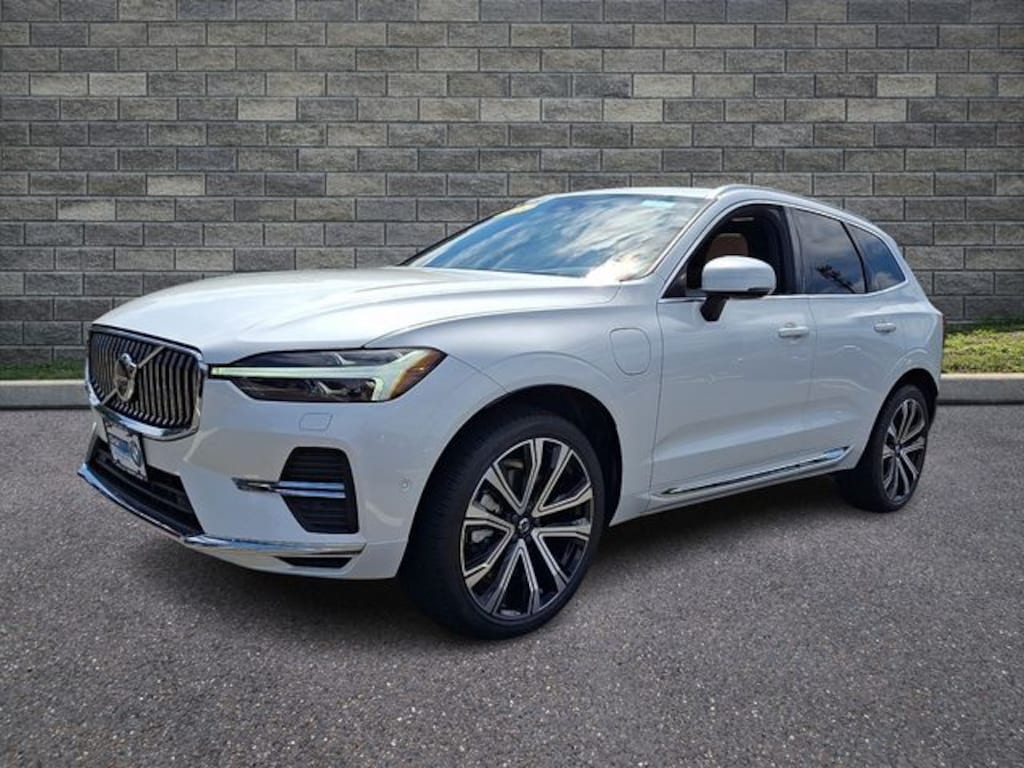 Used 2023 Volvo XC60 Recharge Plug-In Hybrid Ultimate SUV