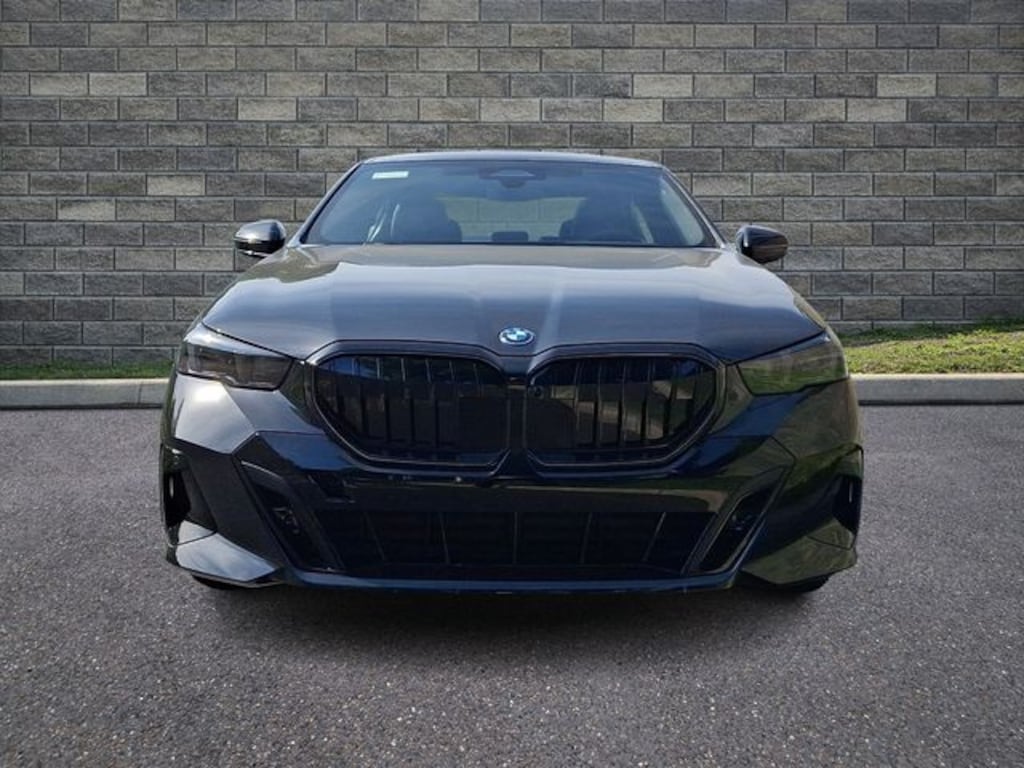 New 2027 BMW 5 Series 550e xDrive Sedan