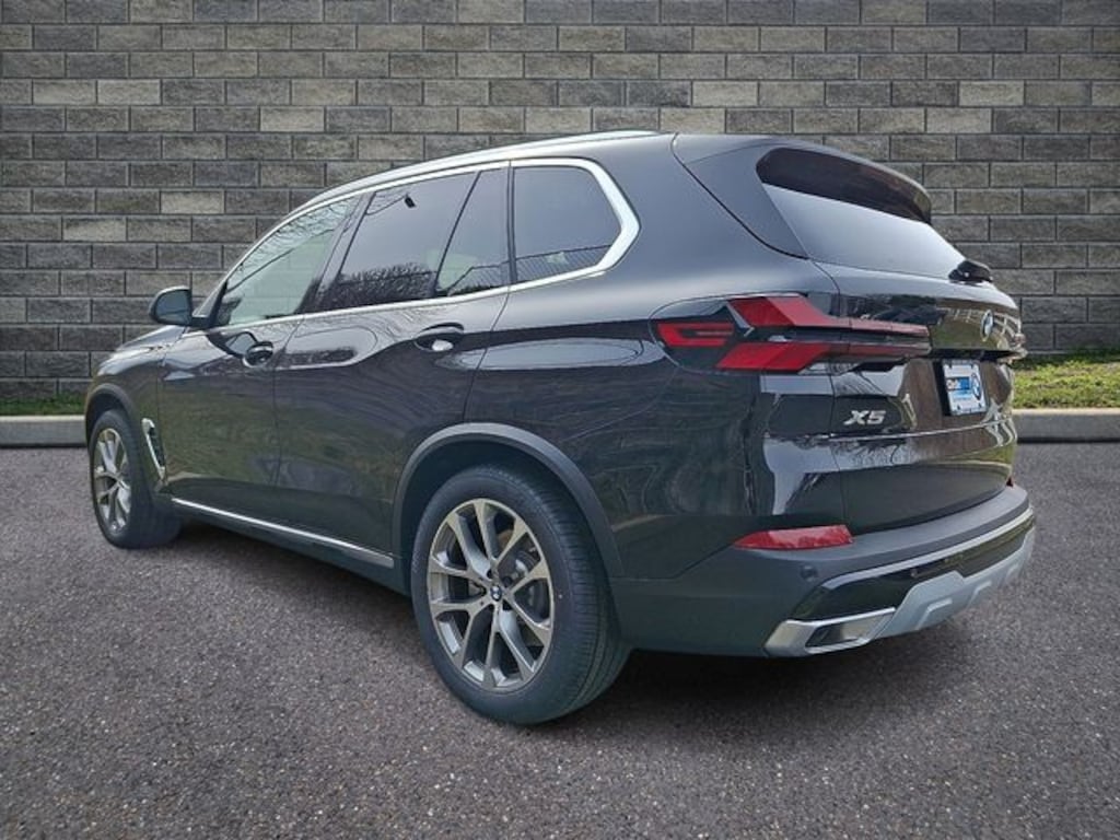 New 2026 BMW X5 xDrive40i SUV