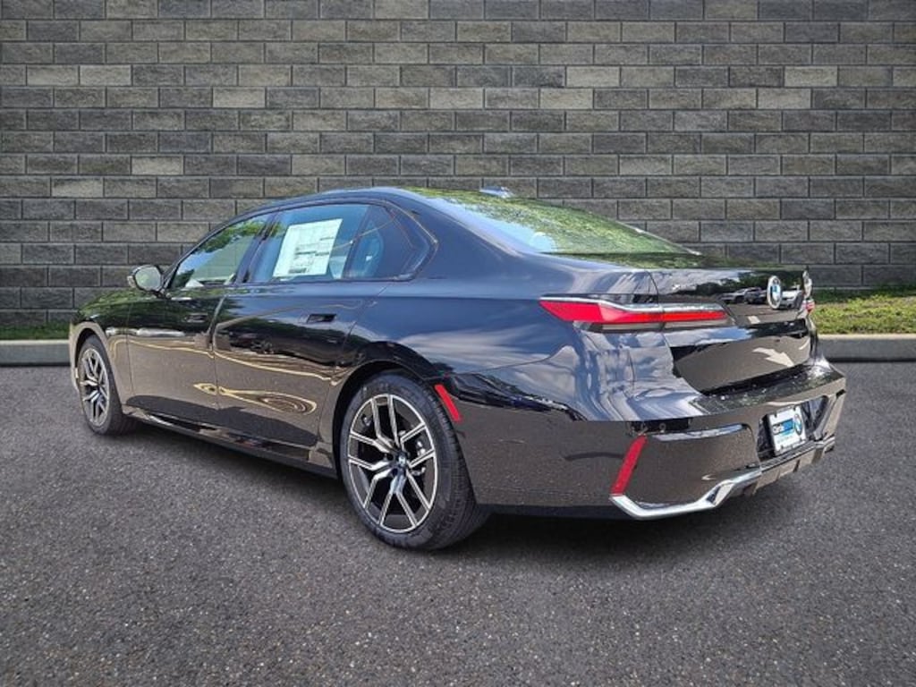 New 2026 BMW 7 Series 740i xDrive Sedan