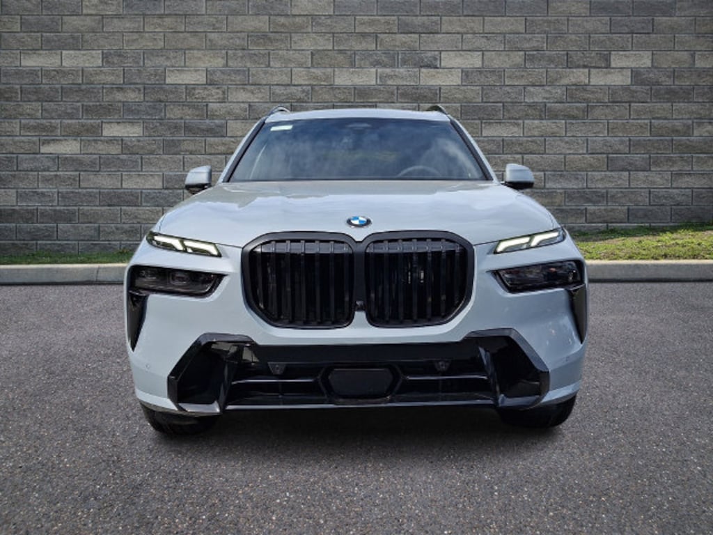 New 2027 BMW X7 xDrive40i SUV