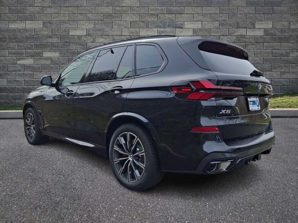 New 2026 BMW X5 xDrive50e SUV