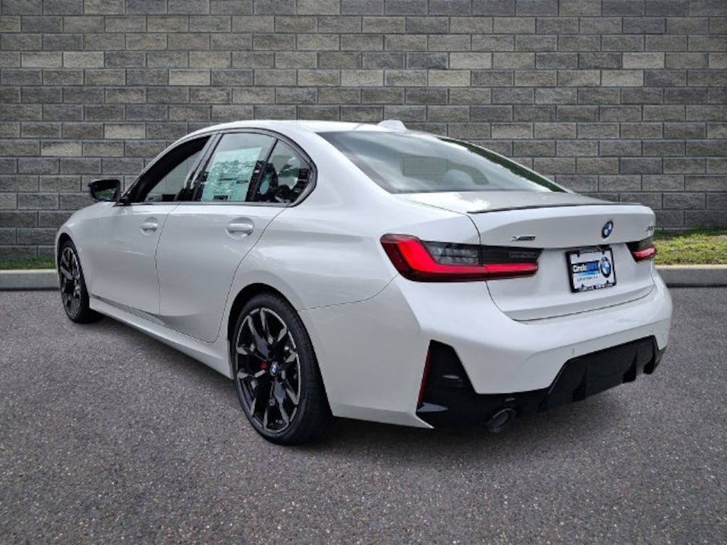 New 2026 BMW 3 Series 330i xDrive Sedan