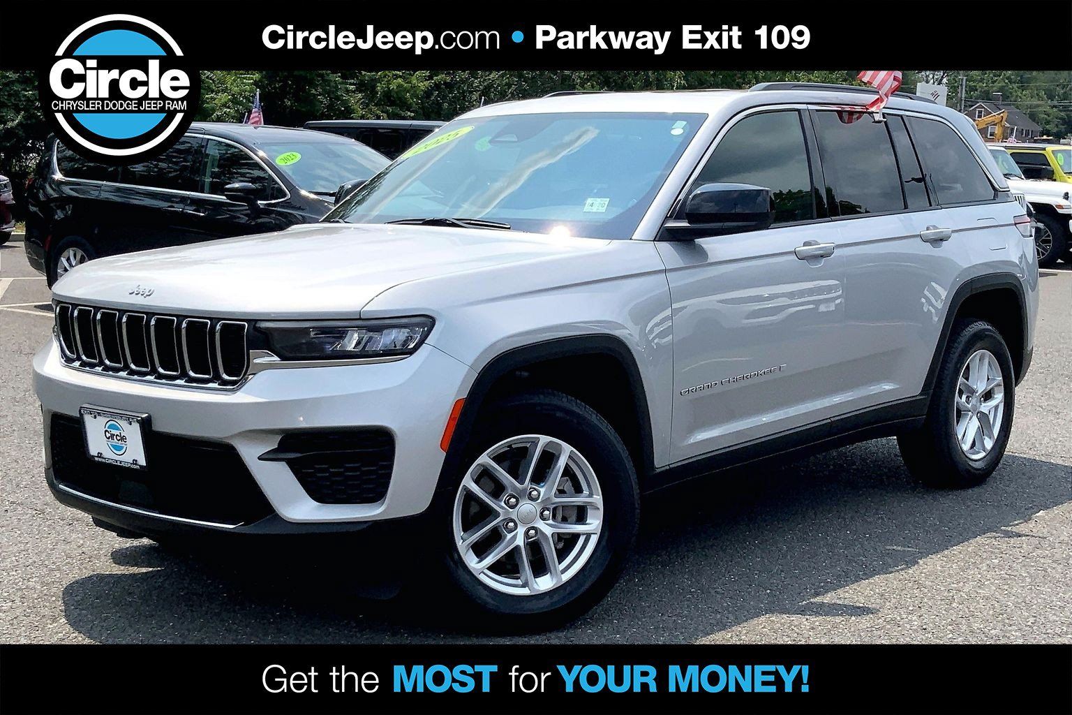 2025 Jeep Grand Cherokee Laredo SUV