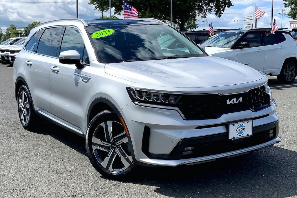 Used 2023 Kia Sorento Hybrid EX SUV