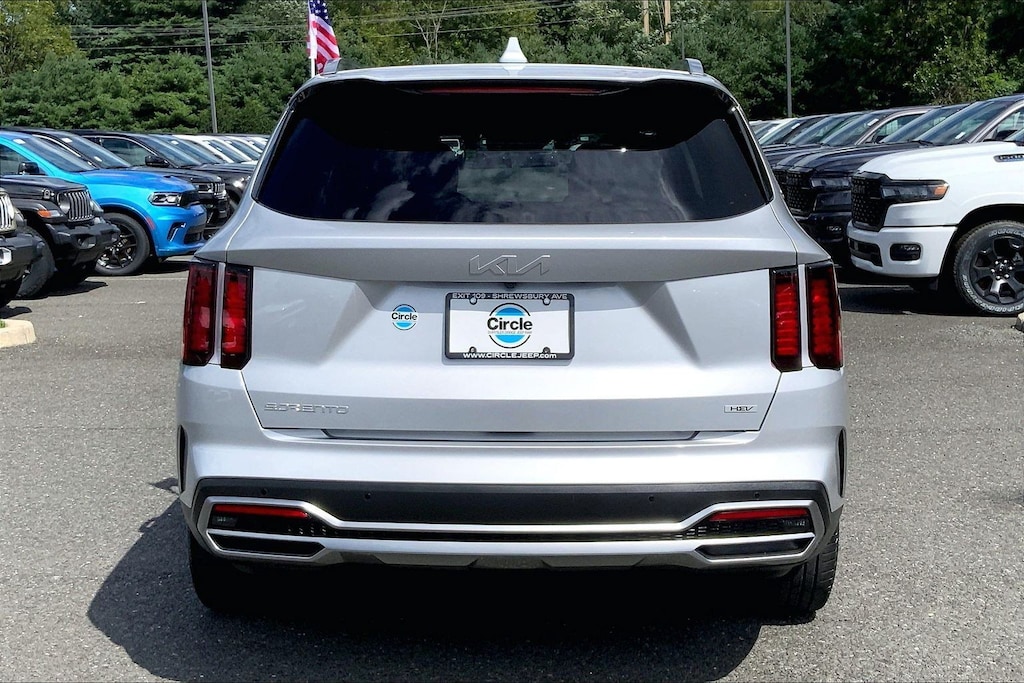 Used 2023 Kia Sorento Hybrid EX SUV