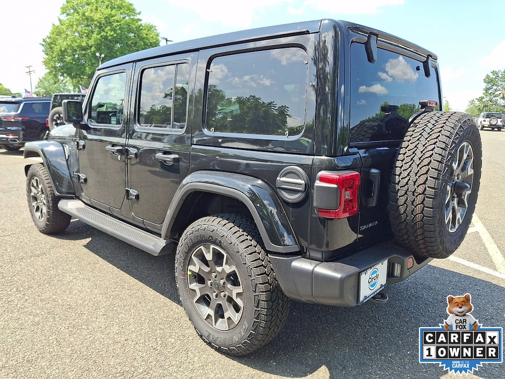 New 2026 Jeep Wrangler 4-DOOR SAHARA Sport Utility