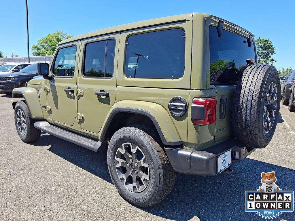 New 2026 Jeep Wrangler 4-DOOR SAHARA Sport Utility