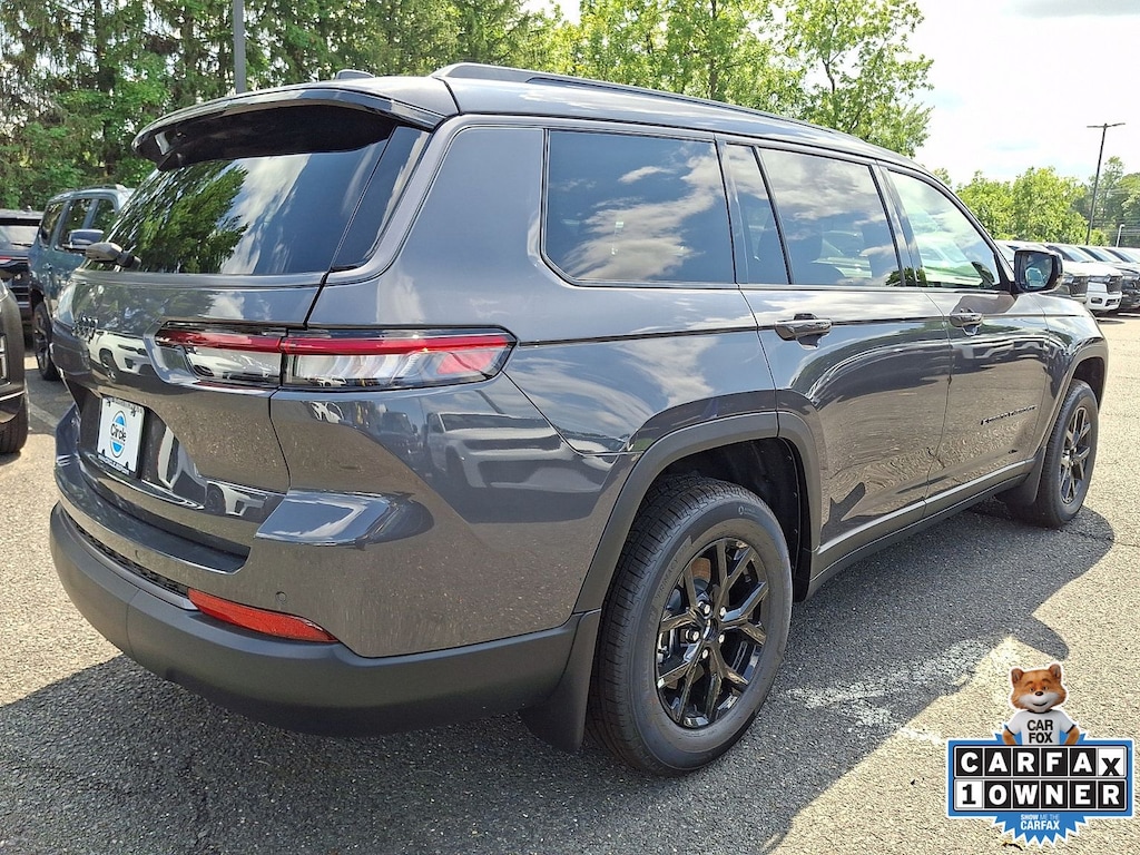 New 2026 Jeep Grand Cherokee L L LAREDO ALTITUDE 4X4 Sport Utility