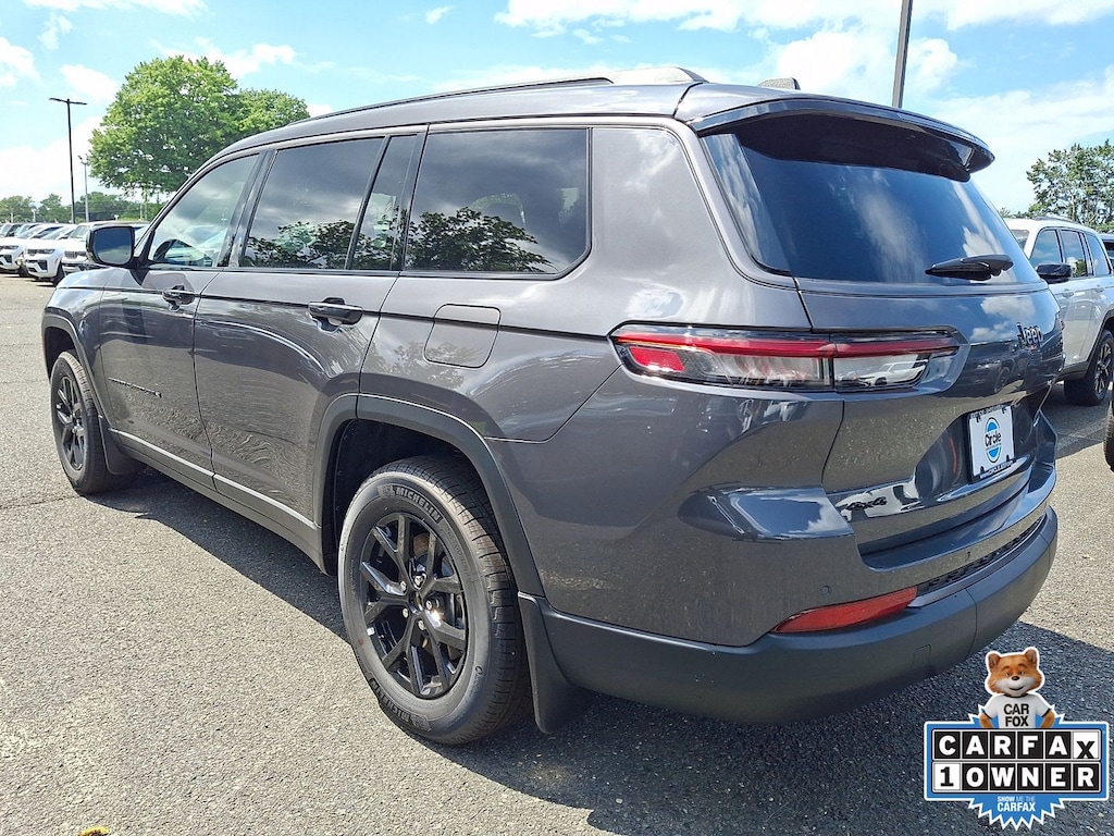 New 2026 Jeep Grand Cherokee L L LAREDO ALTITUDE 4X4 Sport Utility