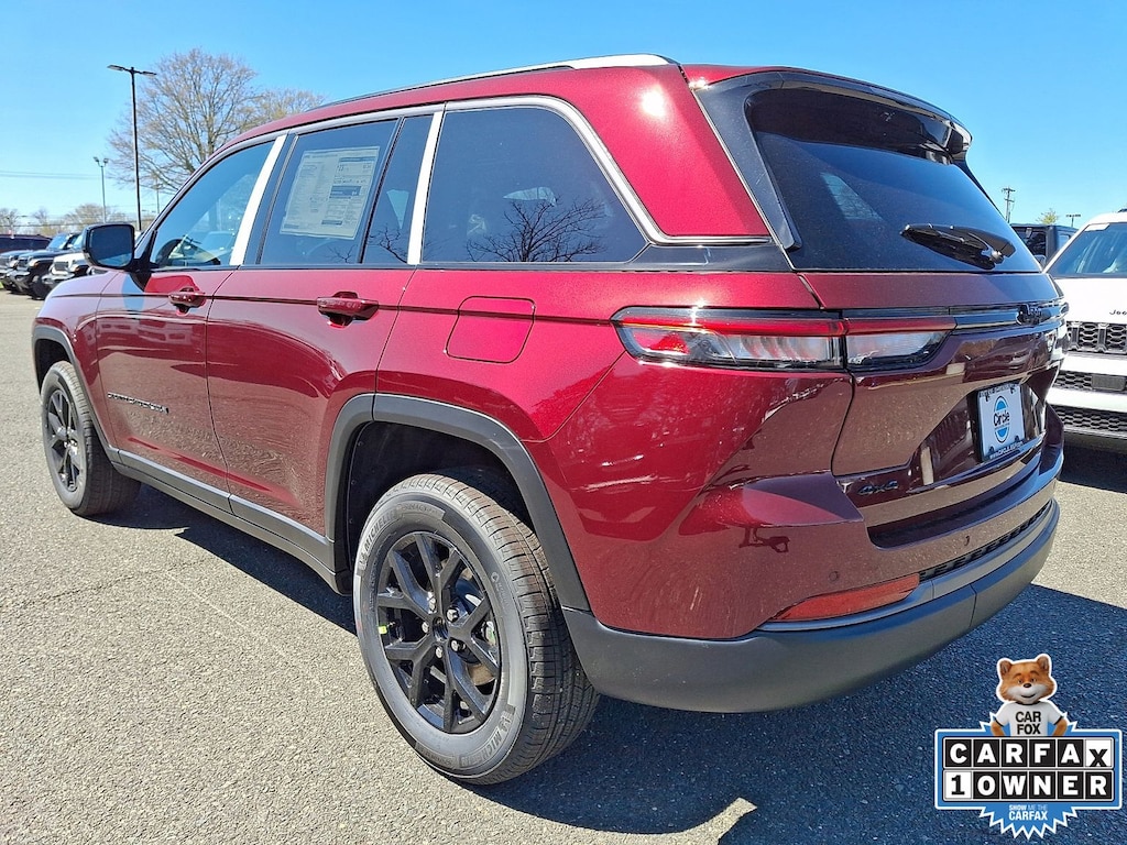 New 2026 Jeep Grand Cherokee LAREDO ALTITUDE 4X4 Sport Utility