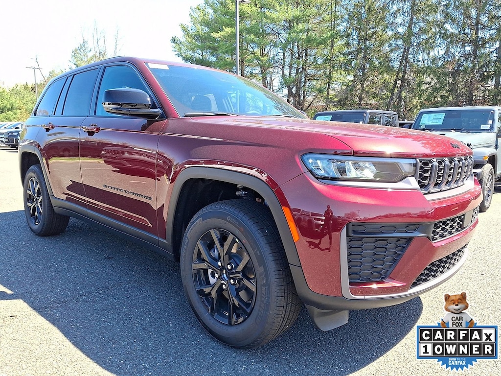New 2026 Jeep Grand Cherokee LAREDO ALTITUDE 4X4 Sport Utility