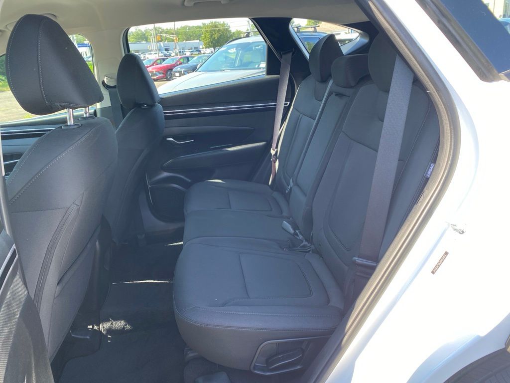 2024 Hyundai Tucson SE - Photo 14