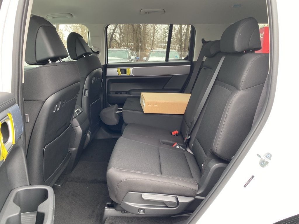 2026 Hyundai Santa Fe SE - Photo 13