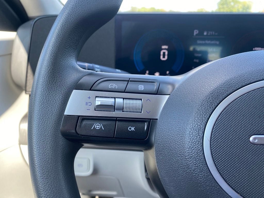 2024 Hyundai Kona SE - Photo 20