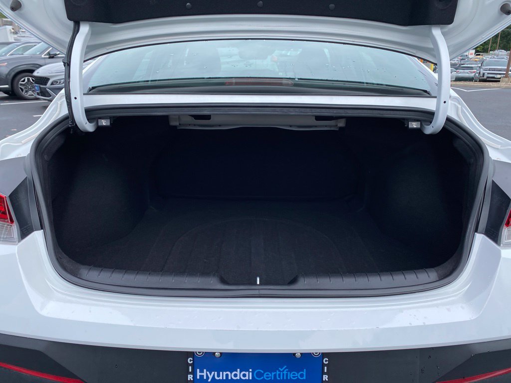 2026 Hyundai Elantra Blue - Photo 16