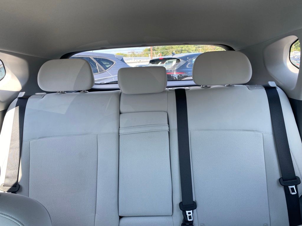 2024 Hyundai Kona SE - Photo 15