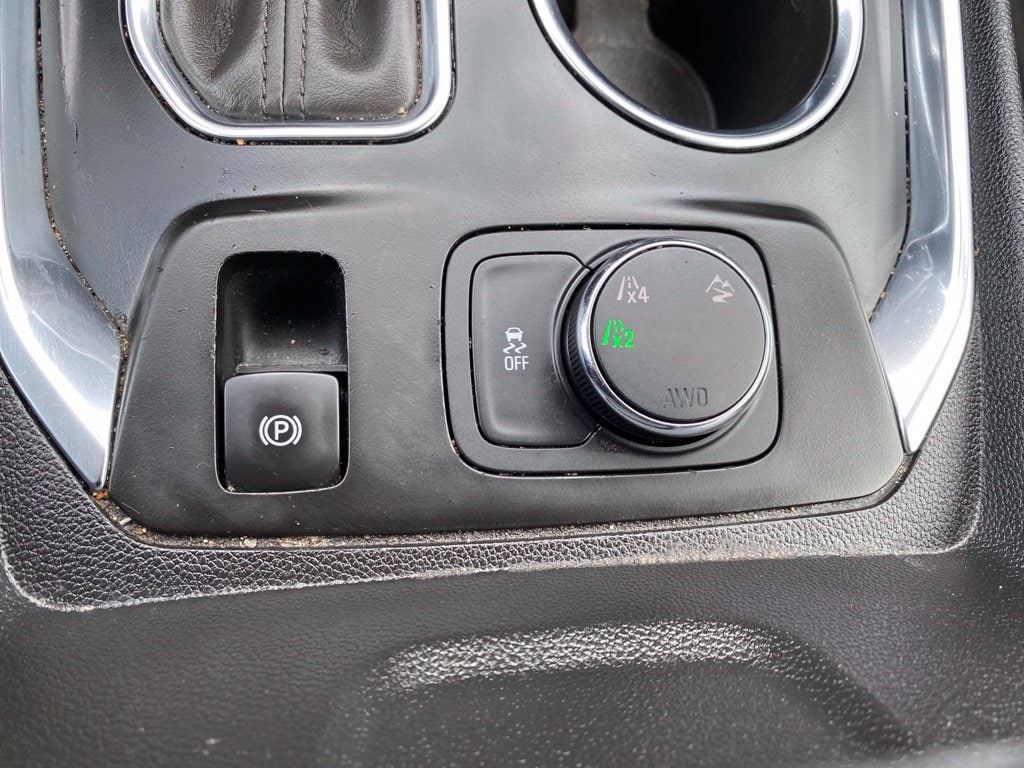2019 Chevrolet Traverse LS - Photo 20